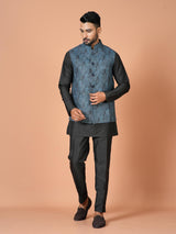 Kurta Jacket Set in Multicolour
