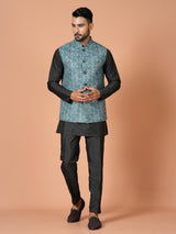 Kurta Jacket Set in Multicolour