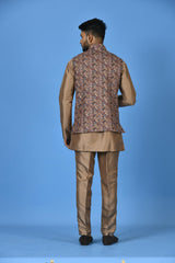 Kurta Jacket Set in Multicolour