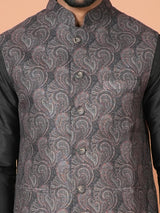 Kurta Jacket Set in Multicolour