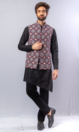 Black  colour  Hand Embroidered & handwork kurta, pant & jacket set.
