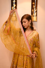 Salwar suit
